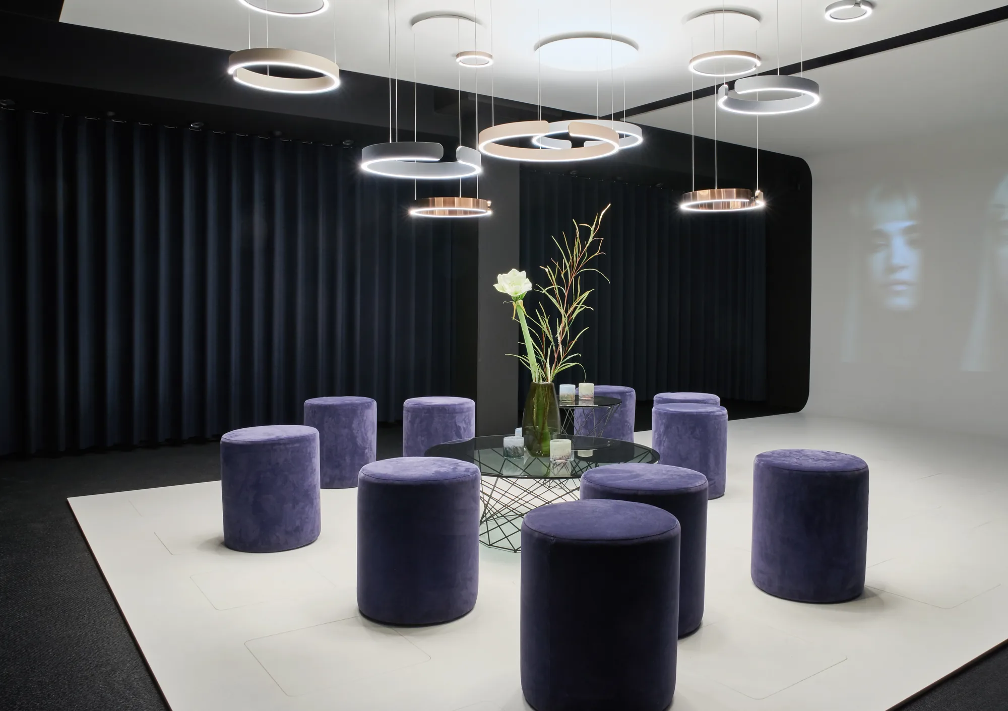Showroom, München, Innenausbau der Schreinerei Schurig